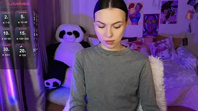 MaxinCarroll online show from December 16, 10:48 pm