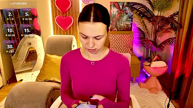 MaxinCarroll online show from March 26, 5:13 am