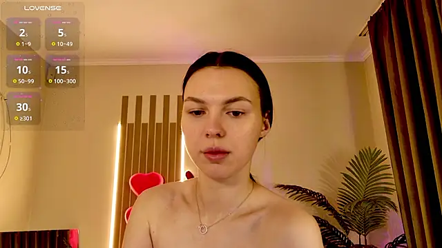 MaxinCarroll online show from March 30, 6:03 am