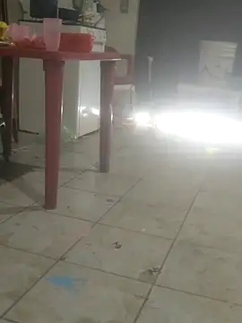 Snapshot of DanielGr27 chatting on December 13, 7:53 pm DanielGr27 online show from December 13, 7:53 pm