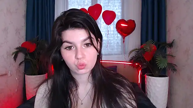 KisaModel online show from February 18, 7:04 am