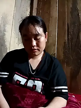 Snapshot of -myaa- chatting on December 13, 9:42 pm -myaa- online show from December 13, 9:42 pm