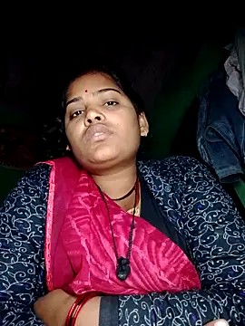 Snapshot of Sk_pinki chatting on February 9, 7:01 am Sk pinki online show from February 9, 7:01 am