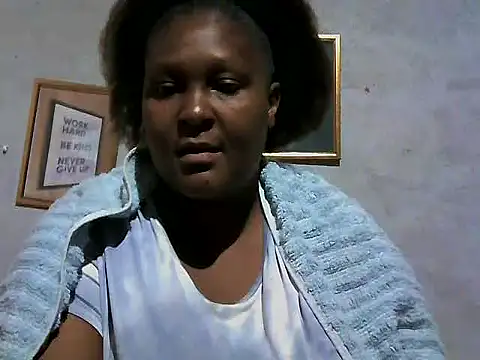 Snapshot of sweetmilkylady chatting on July 20, 4:27 am sweetmilkylady online show from July 20, 4:27 am