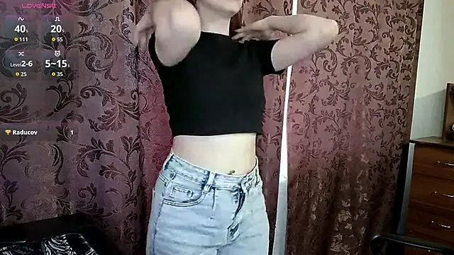 Snapshot of IleanaPishko chatting on February 16, 9:16 am IleanaPishko online show from February 16, 9:16 am