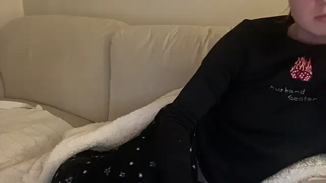 ijustturned18today online show from December 13, 7:53 pm