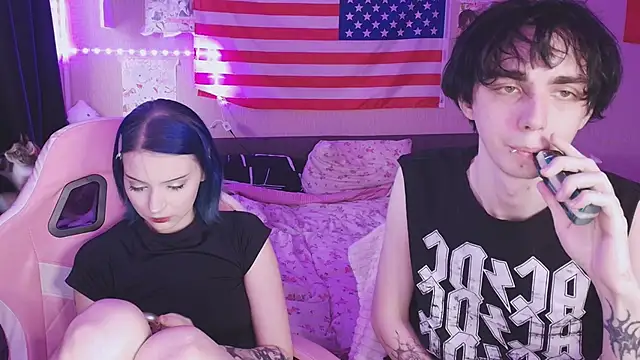 midnight memories online show from March 22, 3:48 pm