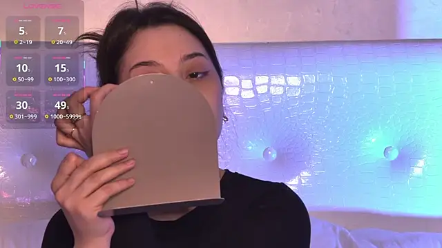 LucieBliss online show from April 14, 1:50 pm