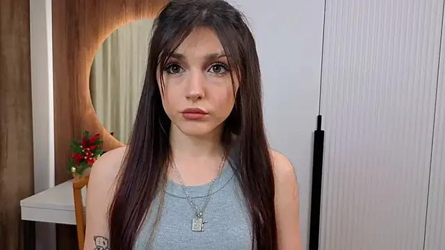 NatishaAlpern online show from December 16, 2:27 am