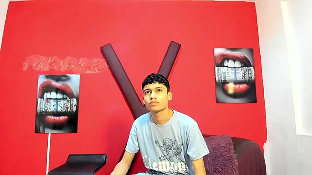 HORNY PRETTY online show from May 8, 1:49 pm