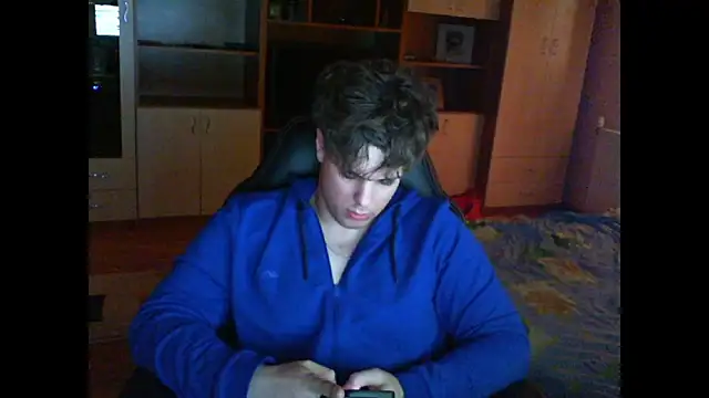 GymGuy0505 online show from March 19, 7:34 am