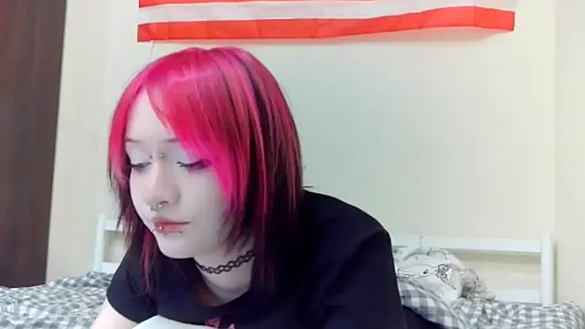 Shine Luna online show from February 13, 8:27 pm