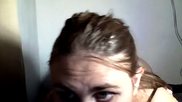 rubia culonaa online show from January 8, 4:37 am