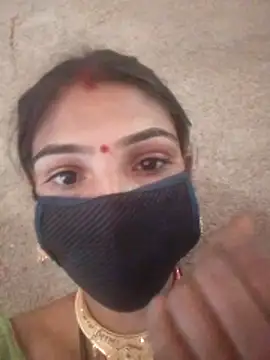 Snapshot of Laxmi9090 chatting on December 18, 9:26 am Laxmi9090 online show from December 18, 9:26 am