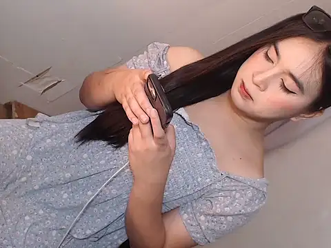 camelastarsairo online show from January 18, 11:03 am