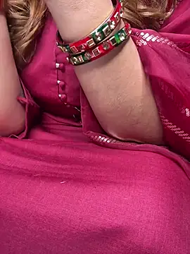 butterflyslay online show from February 4, 2:17 am