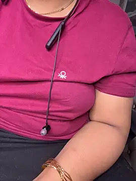 butterflyslay online show from March 23, 1:42 am