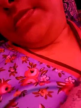 Snapshot of peu8 chatting on February 3, 5:51 pm peu8 online show from February 3, 5:51 pm