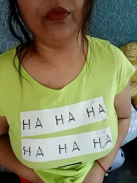 Snapshot of peu8 chatting on February 14, 7:27 am peu8 online show from February 14, 7:27 am