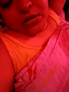 Snapshot of peu8 chatting on February 26, 5:23 pm peu8 online show from February 26, 5:23 pm