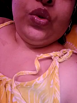 Snapshot of peu8 chatting on March 2, 5:09 pm peu8 online show from March 2, 5:09 pm