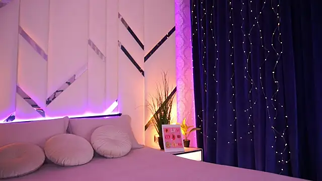 MollyyMayy online show from February 28, 3:13 pm