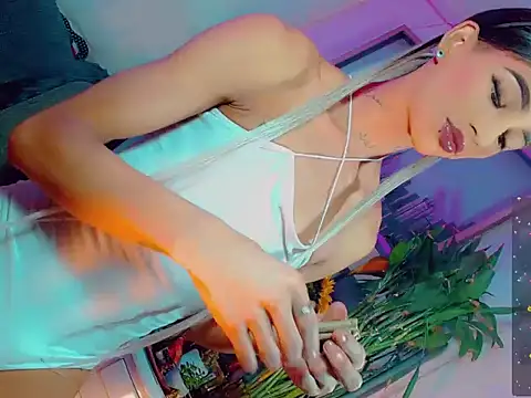 Snapshot of agathaferrer3 chatting on March 22, 4:32 pm agathaferrer3 online show from March 22, 4:32 pm