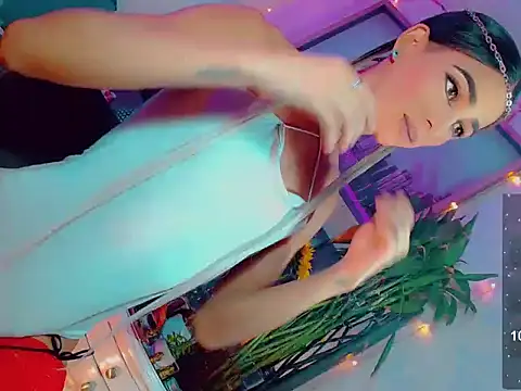 Snapshot of agathaferrer3 chatting on March 23, 4:38 am agathaferrer3 online show from March 23, 4:38 am