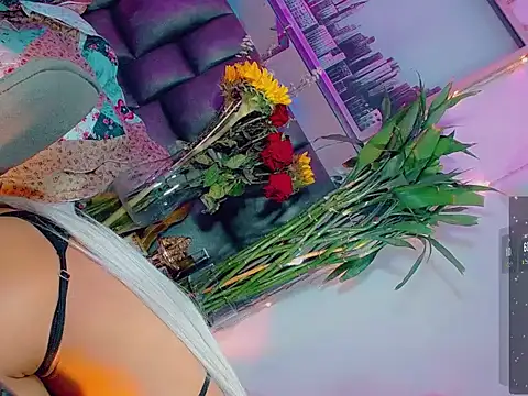 Snapshot of agathaferrer3 chatting on March 29, 11:05 pm agathaferrer3 online show from March 29, 11:05 pm