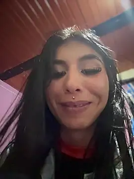 Snapshot of anny__2 chatting on December 15, 4:06 am anny 2 online show from December 15, 4:06 am