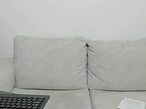 Aurora and the beast online show from December 20, 5:31 pm