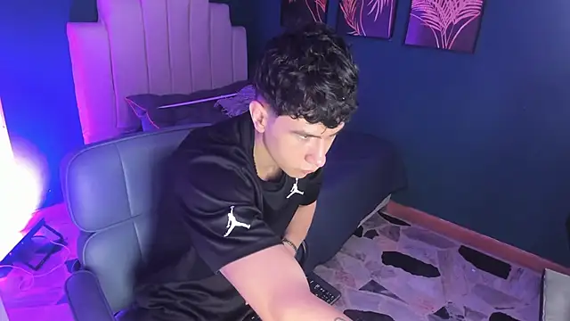 Criss Adams online show from February 24, 12:14 pm