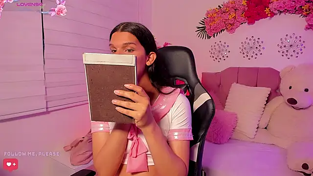 Snapshot of Bianca_baldwin_ chatting on March 26, 9:31 pm Bianca baldwin online show from March 26, 9:31 pm