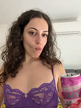 CoquineCharmeuse online show from May 11, 1:06 pm