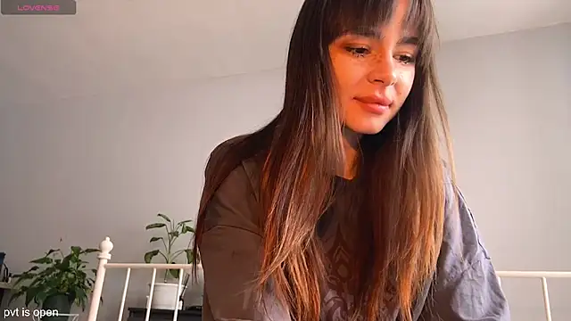 xx lily online show from March 3, 1:28 pm