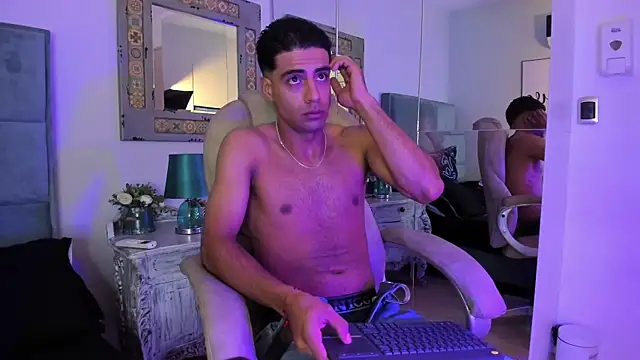 Lincon Casttan online show from December 16, 11:15 am