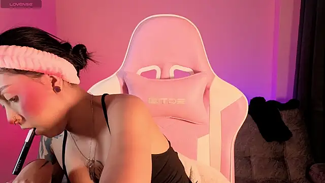 sharonbone online show from April 10, 4:28 am