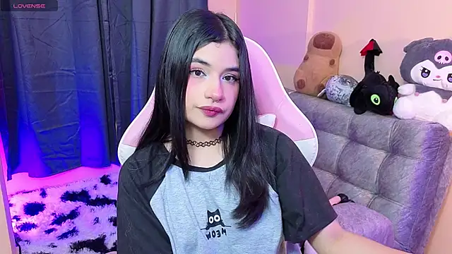 bonnieTaylor1 online show from April 11, 4:06 am