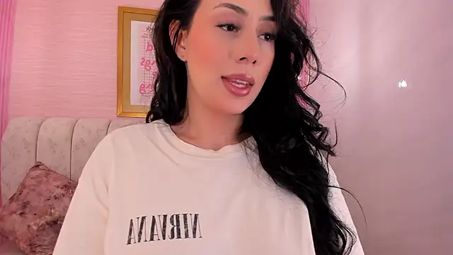 hotcami s online show from January 8, 1:46 pm