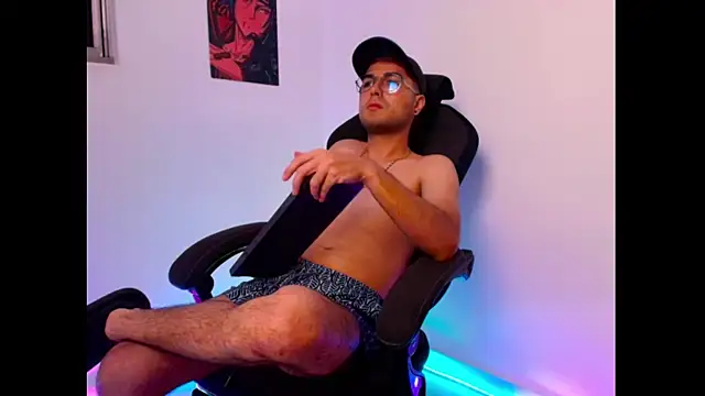 MaverickDrift online show from December 14, 5:24 am