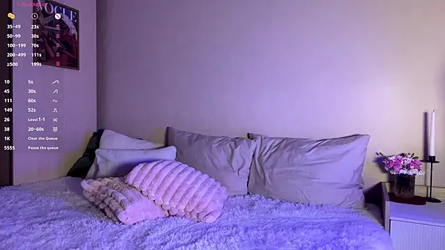 Snapshot of sun_under_skyy chatting on April 9, 6:19 am sun under skyy online show from April 9, 6:19 am