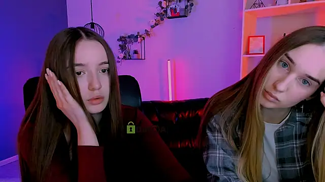 mila firee online show from April 17, 9:01 am