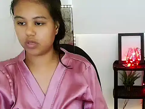 Shawnycarson online show from June 25, 6:23 pm