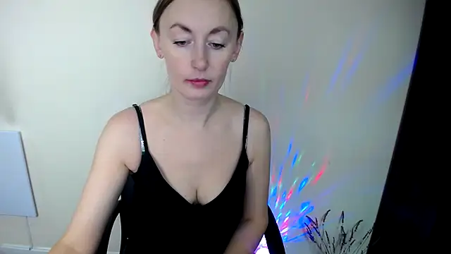 LiaSeass  online show from December 20, 7:59 am