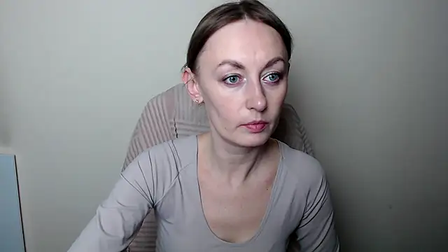 LiaSeass  online show from March 22, 12:41 pm