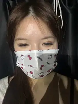 Snapshot of Momochen8839 chatting on March 9, 3:49 pm Momochen8839 online show from March 9, 3:49 pm