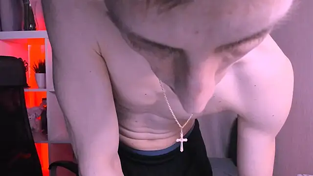 Snapshot of tommy_cabrio chatting on December 17, 3:18 pm tommy cabrio online show from December 17, 3:18 pm