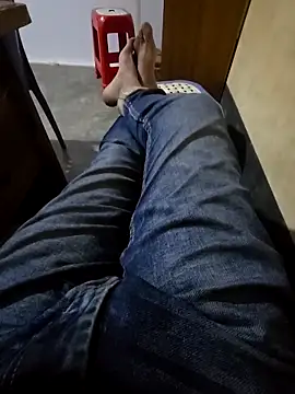 SHARIF12123 online show from March 2, 5:42 pm