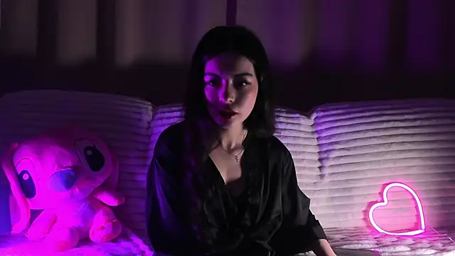 LisaColee online show from June 7, 10:35 pm