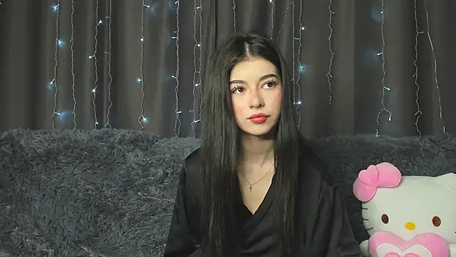 LisaColee online show from June 15, 9:06 pm